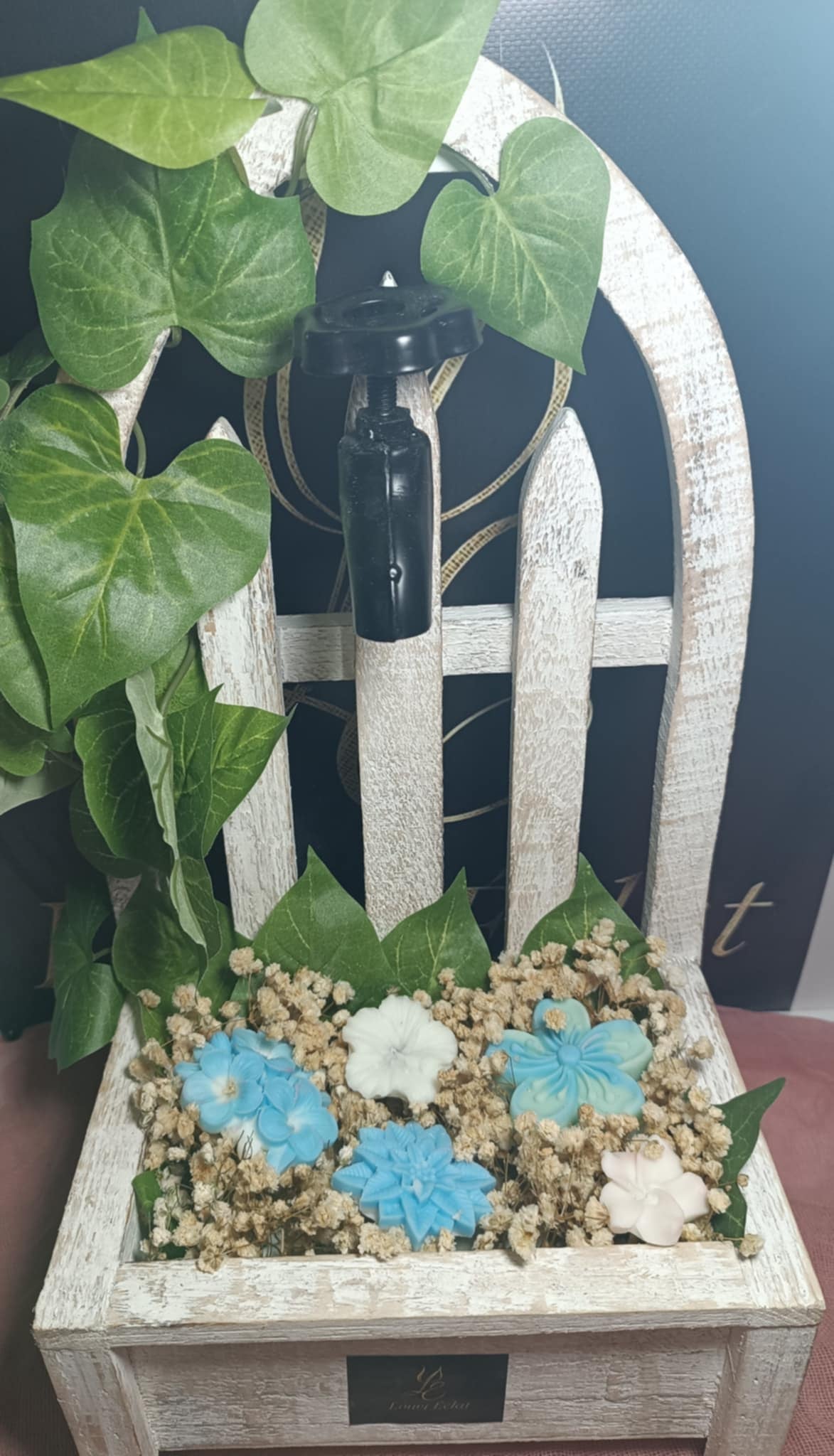 Διακοσμητικό κασπώ με βρύση